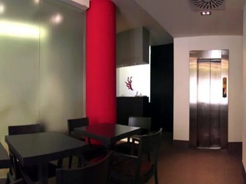 Hotel Corallo Milánó 3*,  Olaszország